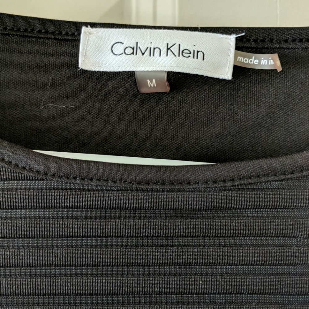 *4/25* Calvin Klein Ribbed Shirt - Picture 4 of 5
